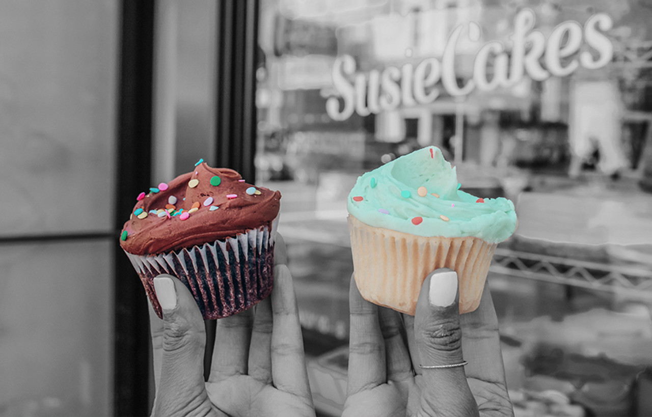 Bakery Cakes & Cupcakes