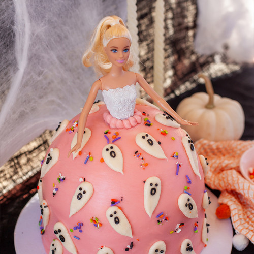 barbie utopia unicorn... - Simply Jen's Cakes and Pastries | Facebook