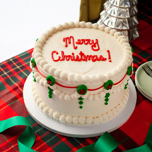 Vintage Christmas Wreath Decorated Cake