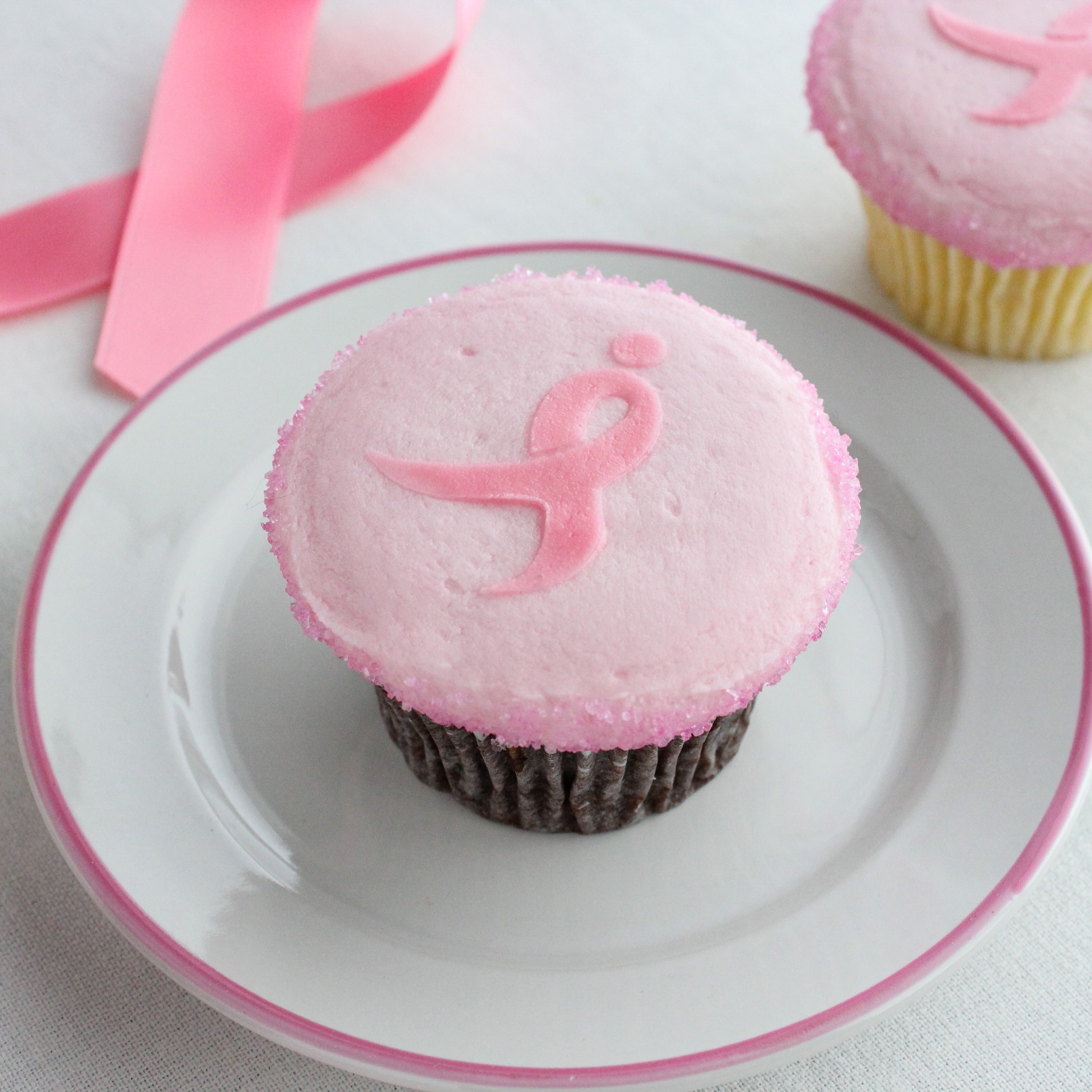 komen ribbon cupcakes 