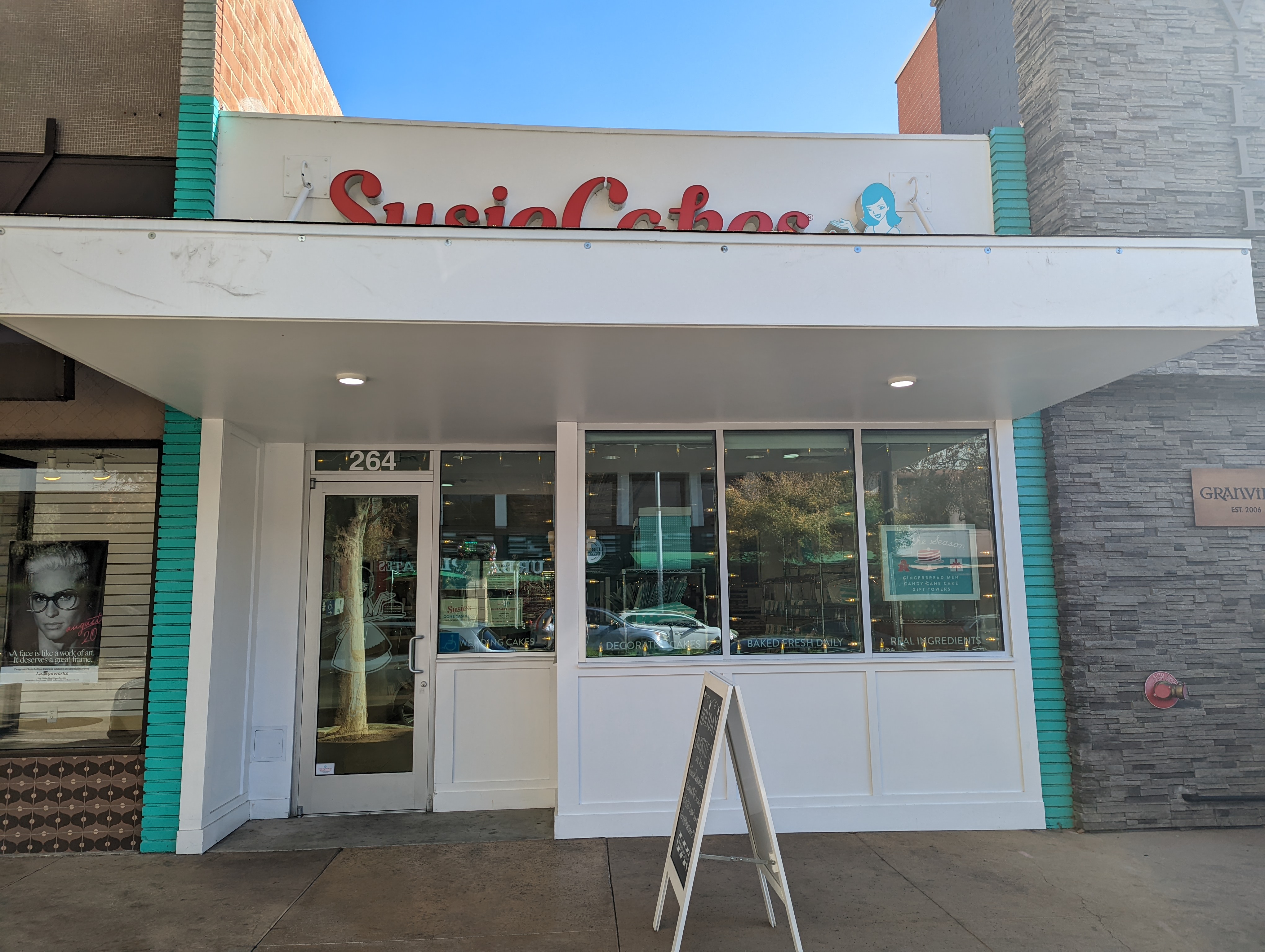 SusieCakes Pasadena Bakery