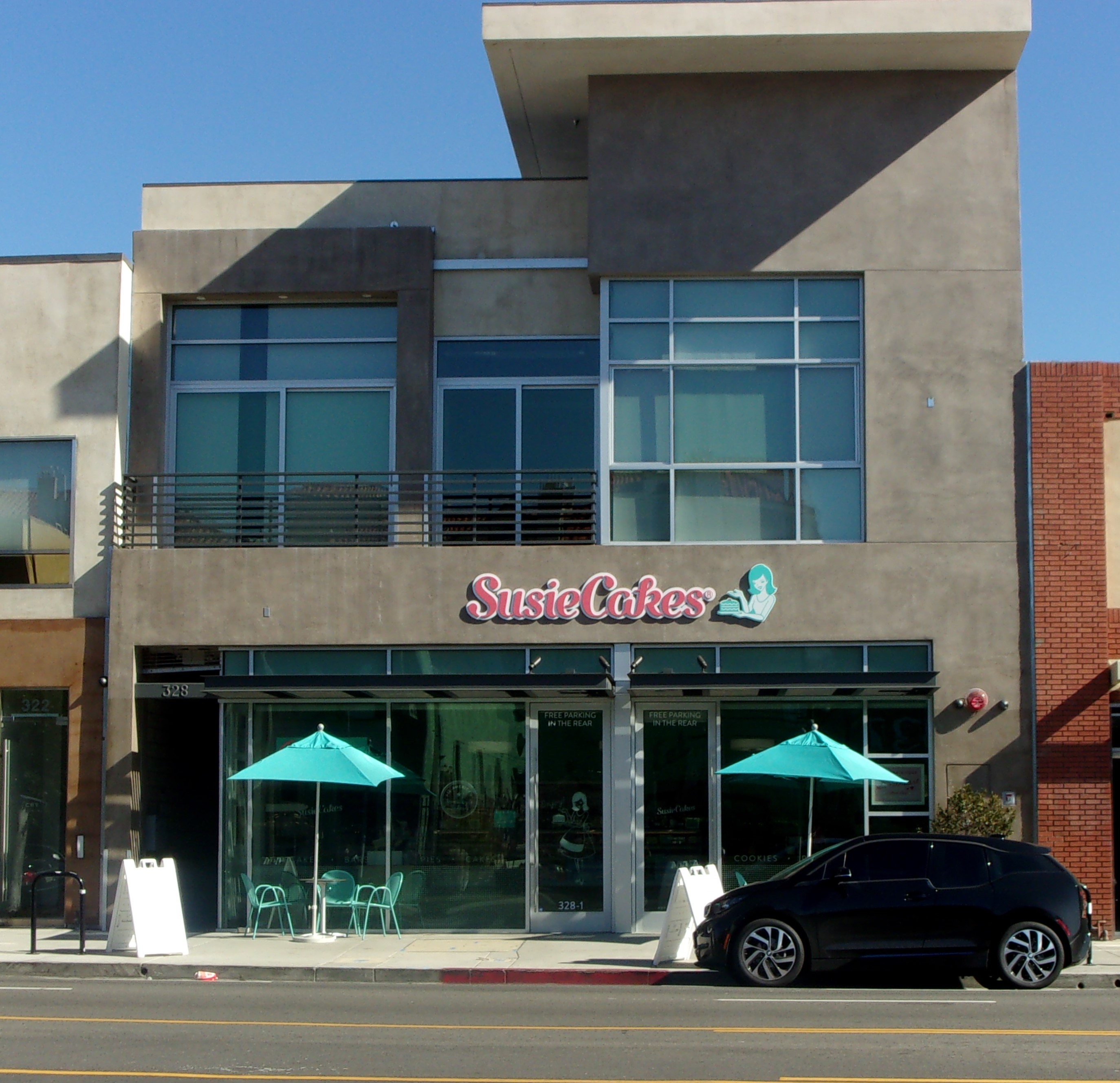 Mid-City La Brea SusieCakes Bakery