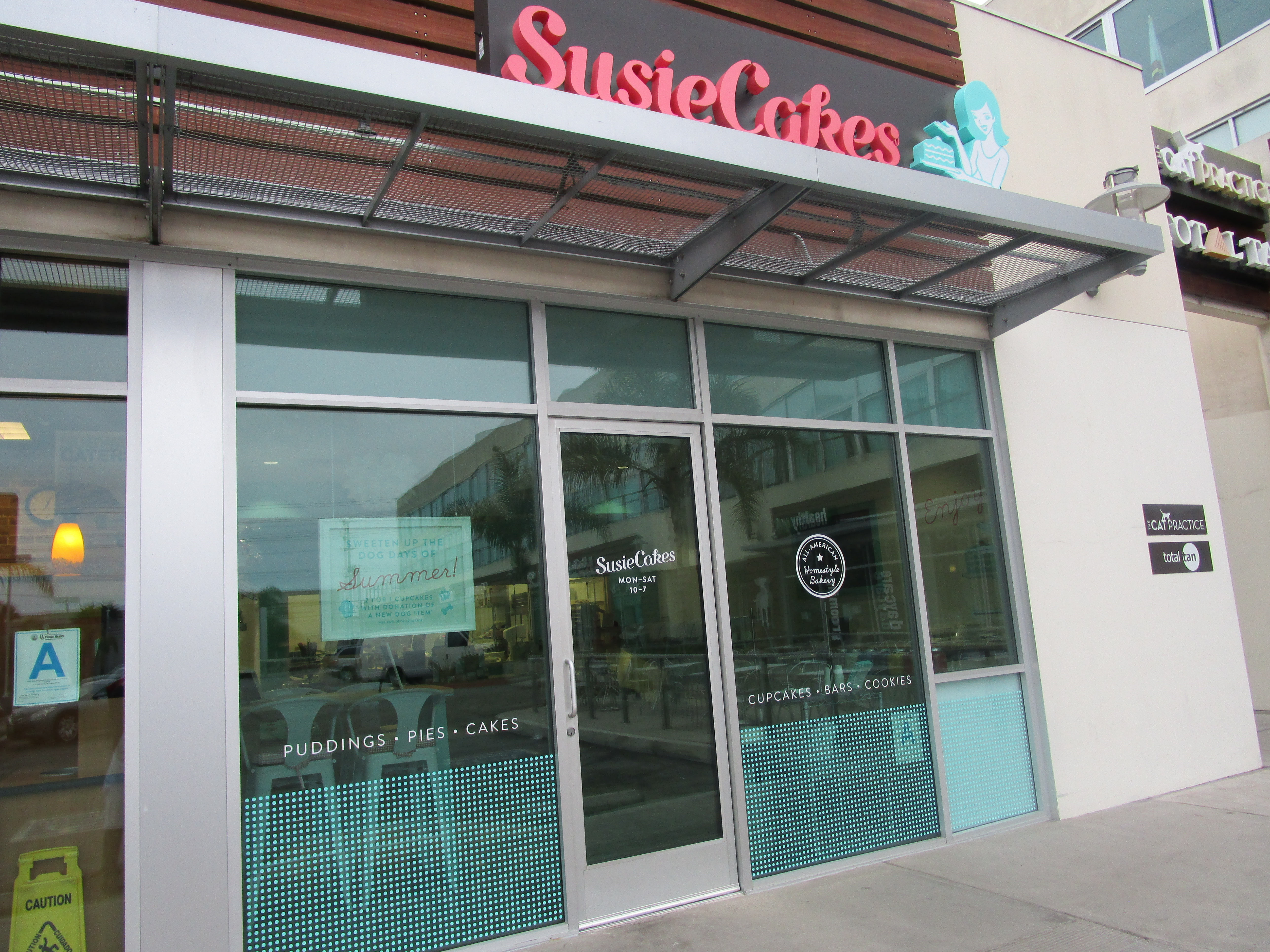 Marina Del Rey SusieCakes Bakery