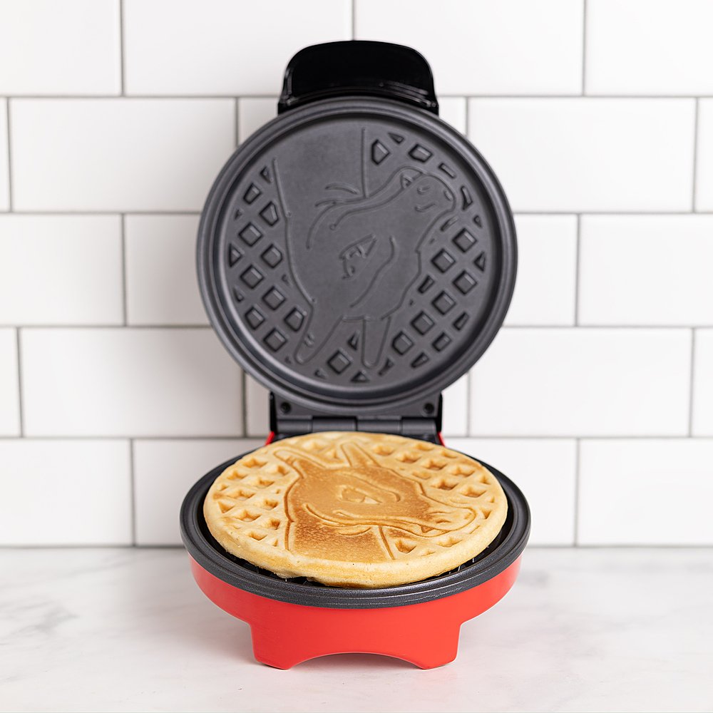 Uncanny Brands Pokemon Pikachu Mini Waffle Maker