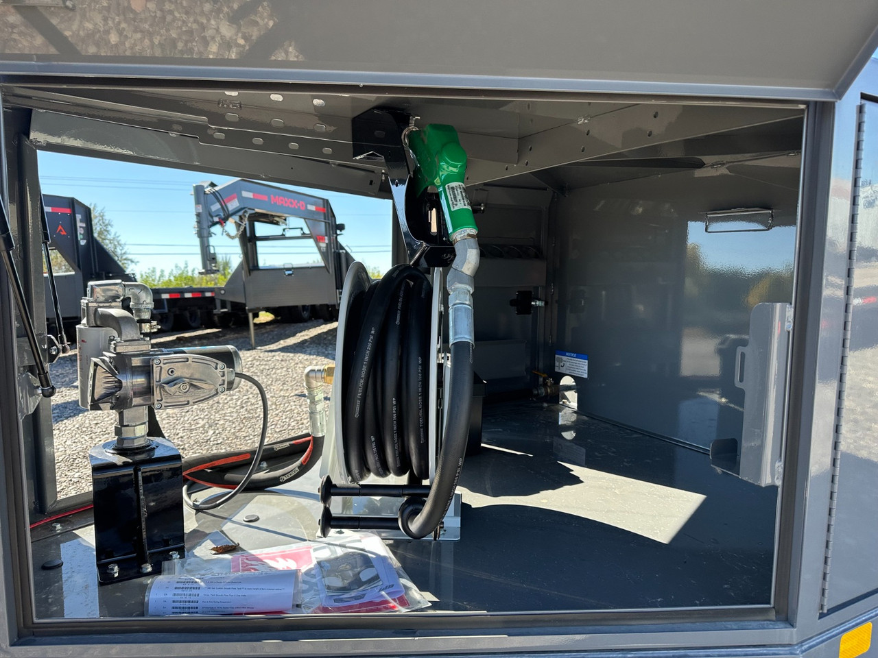 Boss Trailers 2026 2026 Refueling Trailer | Single Axle Axle 5.2K, 430 Gallon Tank, 20 GPM Pump, 35 Ft Hose, Charging Kit | 430 Gallon Tank, 20 GPM Pump, 35 Ft Hose Reel, Charging Kit
