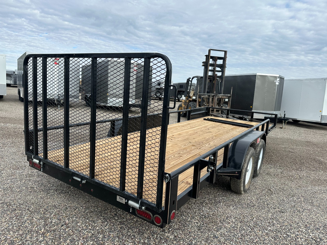 Gr Trailers 2025 2025 82"X20' Utility Trailer | Tandem Axle Axle | Channel Pipetop Rail, Side Load ATV, Rampgate
