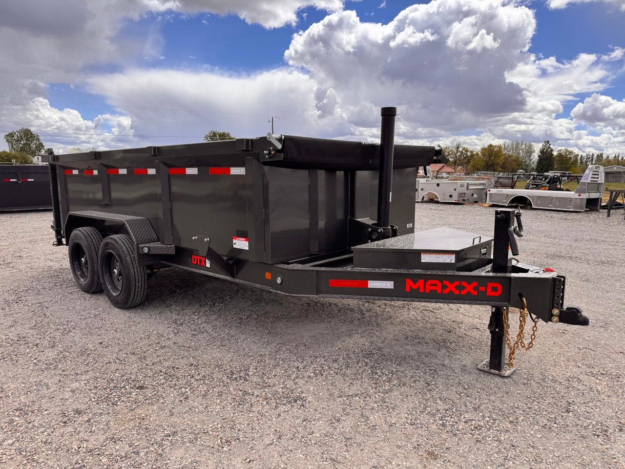 Maxx-D Trailers 2027 2027 83"X14' Telescopic Dump Trailer | Tandem Axle Axle 15.6K | 3' Sides, 15,400 Gvwr, 7Ks W/18Ply, Wireless Remote, 8" I-Beam Frame, Tarp, Rampss