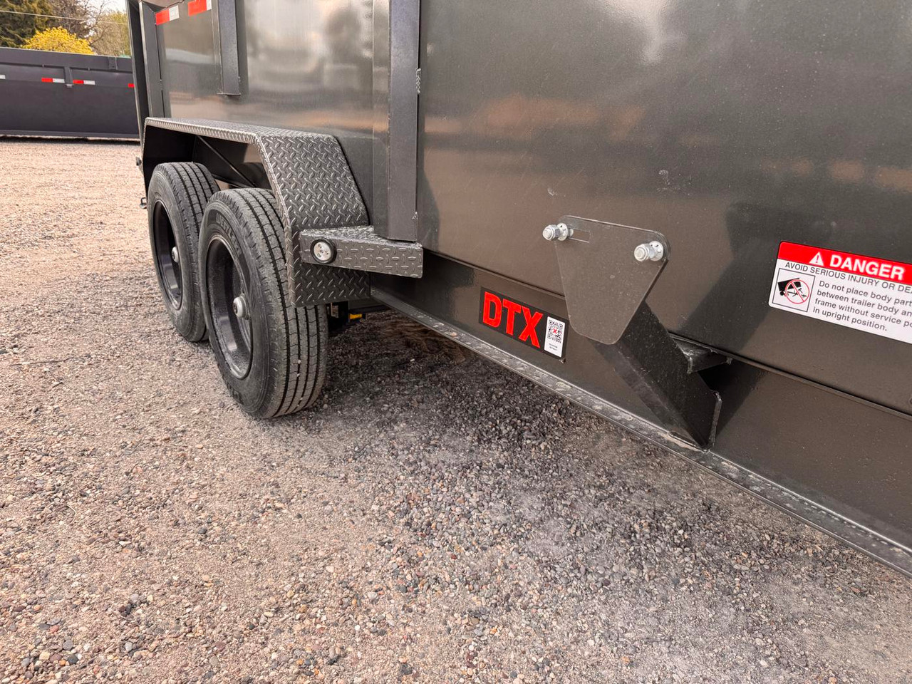 Maxx-D Trailers 2027 2027 83"X14' Telescopic Dump Trailer | Tandem Axle Axle 15.6K | 3' Sides, 15,400 Gvwr, 7Ks W/18Ply, Wireless Remote, 8" I-Beam Frame, Tarp, Rampss
