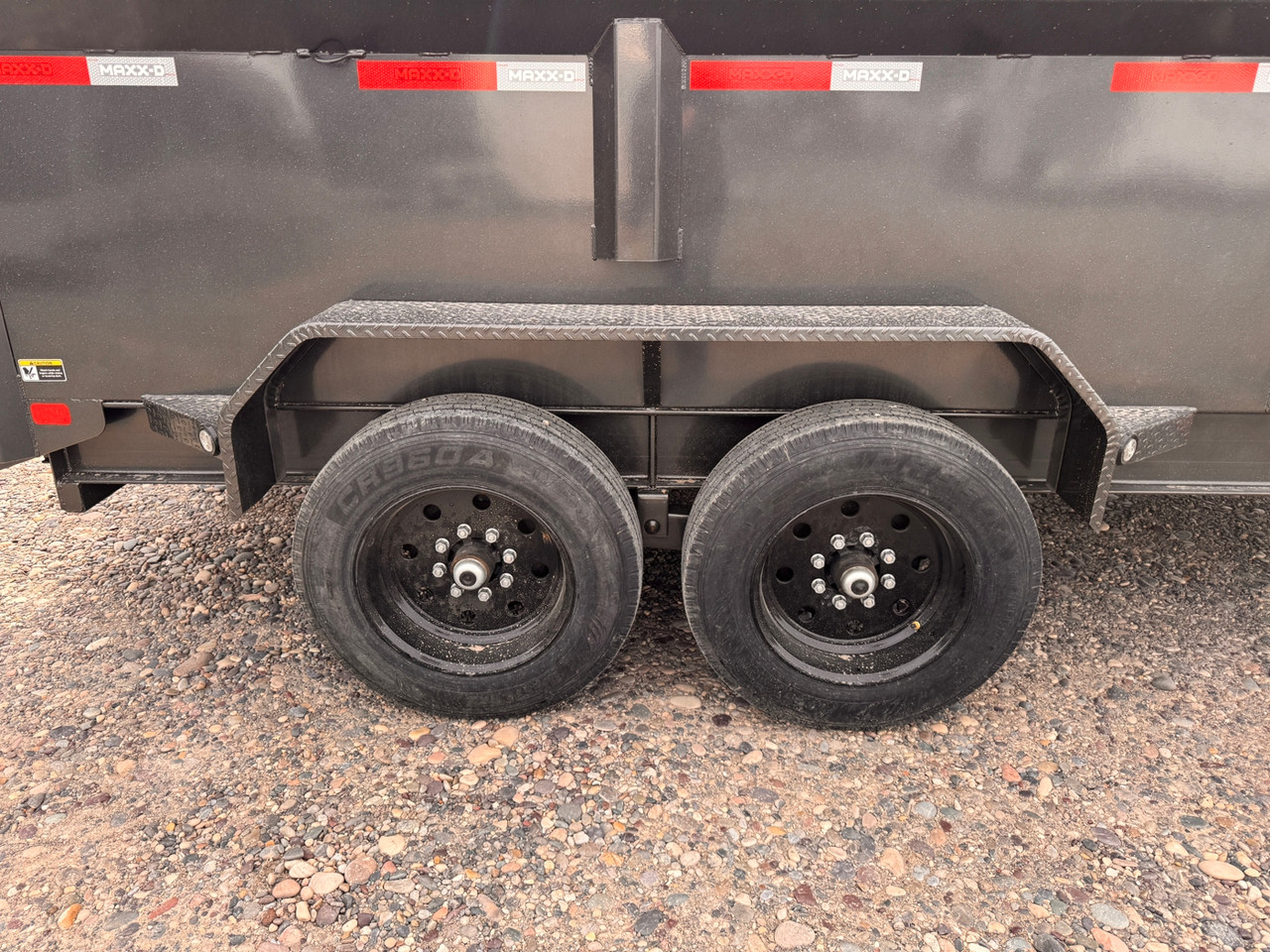 Maxx-D Trailers 2027 2027 83"X16' Telescopic Dump Trailer | Tandem Axle Axle 15.6K | 3' Sides, 15,400 Gvwr, 7Ks W/18Ply, Wireless Remote, 8" I-Beam Frame, Tarp, Rampss