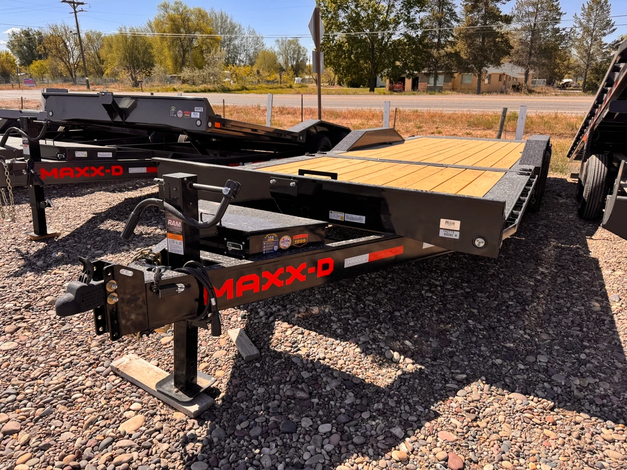 Maxx-D Trailers 2026 2026 102"X24' Low Profile Equipment Tilt Trailer | Tandem Axle Axle 17.55K | Drive Over Fenders, Winch Plate With Roller, 16K