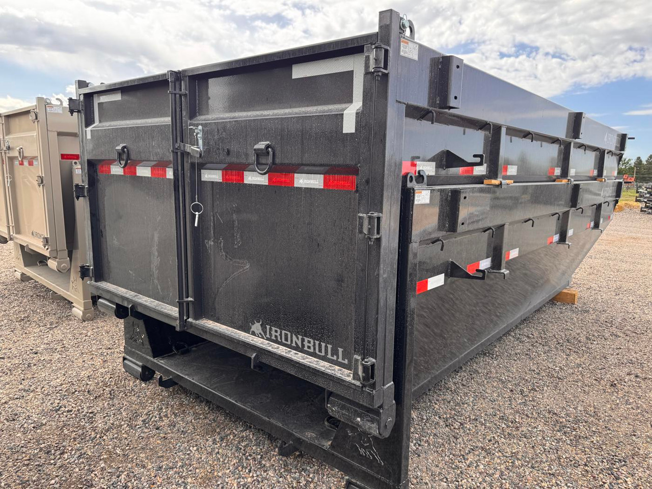 Iron Bull Trailers 2026 2026 192" Roll-Off Bin | 4' Sides, Rollers, Tarp