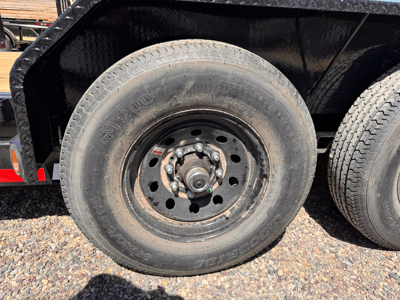 P.J. Trailers 2027 2027 83"X20' Car Hauler Gravity Tilt Trailer | Tandem Axle Axle 14K | (16' Tilt +4' Stationary)  Torsion Axles, 10 Ply, Locking Lid