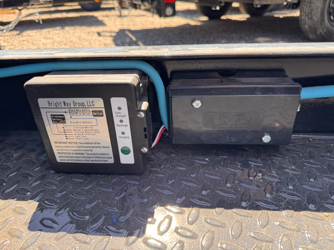P.J. Trailers 2027 2027 83"X20' Car Hauler Gravity Tilt Trailer | Tandem Axle Axle 14K | (16' Tilt +4' Stationary)  Torsion Axles, 10 Ply, Locking Lid