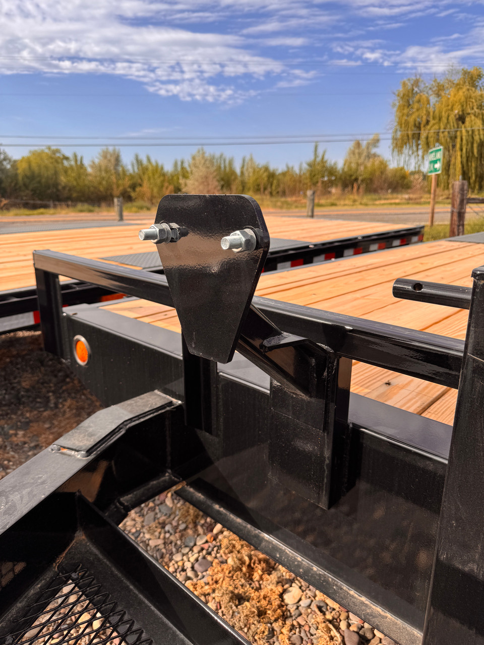 P.J. Trailers 2027 2027 240" Deckover Flatbed | Tandem Axle Axle 14K | Straight Deck, 14K