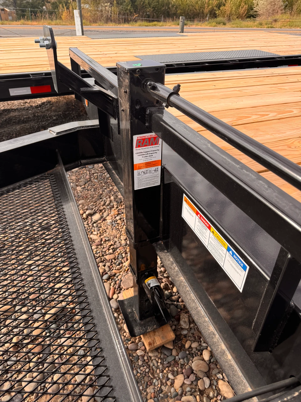 P.J. Trailers 2027 2027 240" Deckover Flatbed | Tandem Axle Axle 14K | Straight Deck, 14K