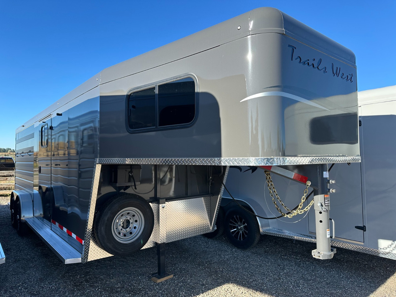 Trails West Trailers 2026 2026 Stock Combo Trailer | Tandem Axle Axle | Lonestar Pkg (Dividers, Rear Doors), Convience Pkg, Plexiglass, Rear Windows