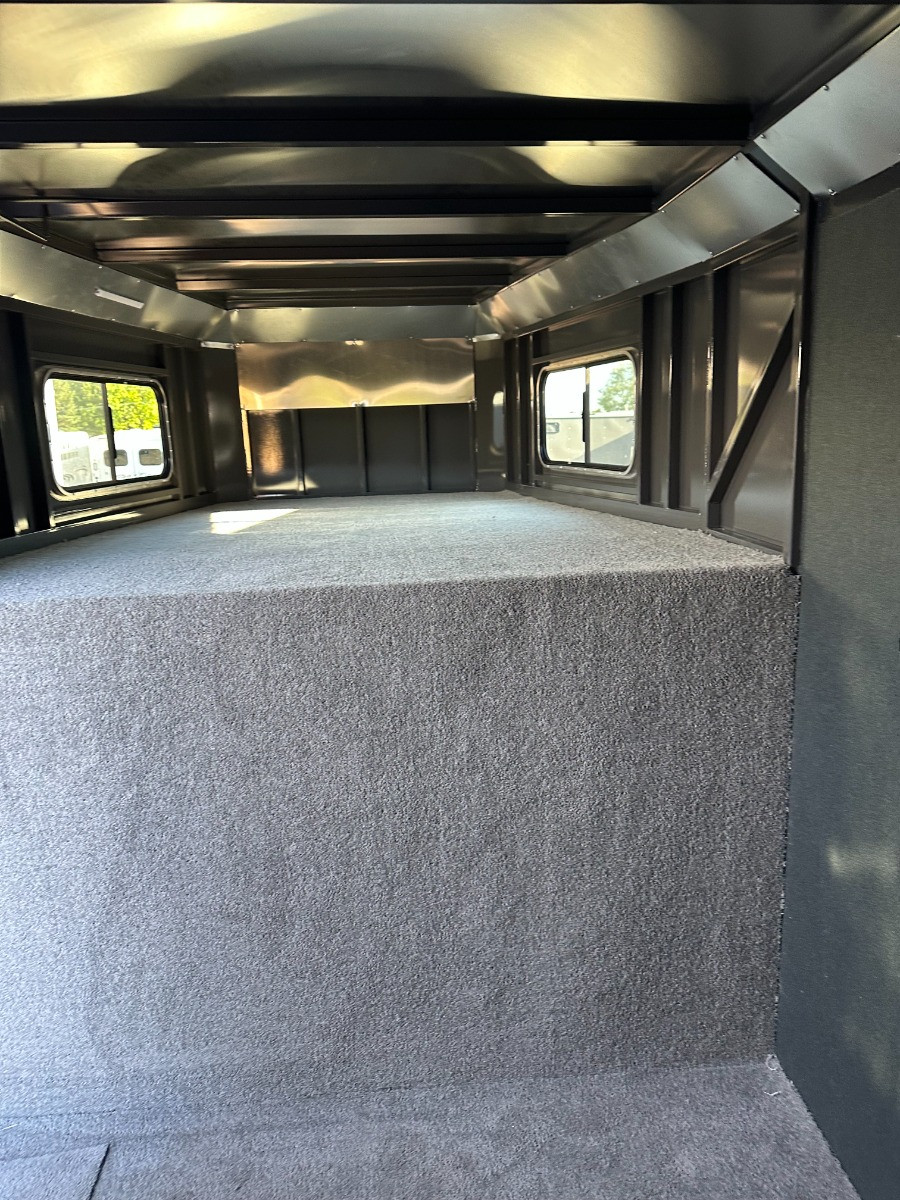 Trails West Trailers 2026 2026 Stock Combo Trailer | Tandem Axle Axle | Lonestar Pkg (Dividers, Rear Doors), Convience Pkg, Plexiglass, Rear Windows