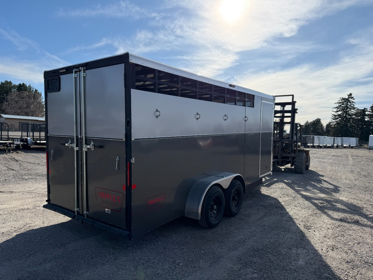 Triple C Trailers 2025 2025 Horse Trailer | Tandem Axle Axle | 4 Horse Sawtooth Plus, Water Tank, Spare, Swingout Saddle, Door Organizer, Load Lights