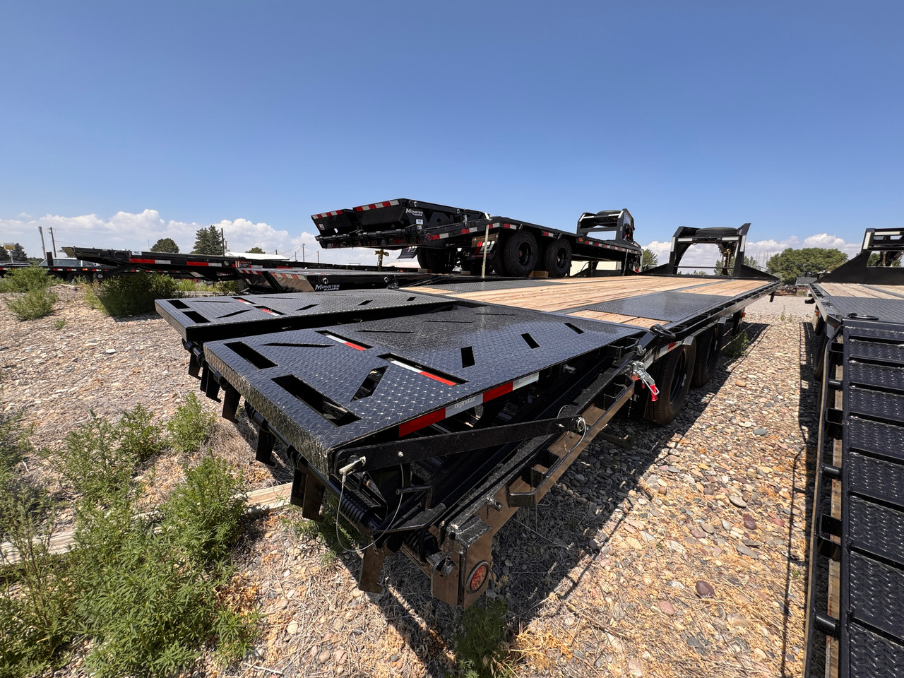 Norstar Trailers 2026 FXG 102"X28' Deckover Flatbed Trailer | Tandem Axle Axle 22K, Engineered I-Beam Frame, Front Tool Box, Rampage Ramps