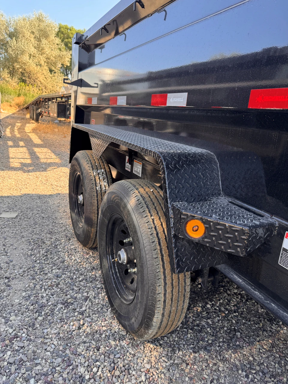 Iron Bull Trailers 2027 DTG 83"X16' Scissor Dump Trailer | Tandem Axle Axle 14K, 24" Sides, 7 Ga Floor, Aluminum Ramps, Tarp Kit, Spare Mount, 2 Way Spreader Gate