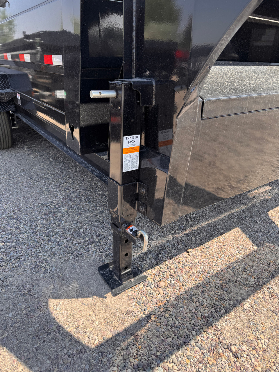 Iron Bull Trailers 2027 DTG 83"X16' Scissor Dump Trailer | Tandem Axle Axle 14.999K, 36" Sides, 7 Ga Floor, Aluminum Ramps, Tarp Kit, Spare Mount, 2 Way Spreader Gate, Solar Charging