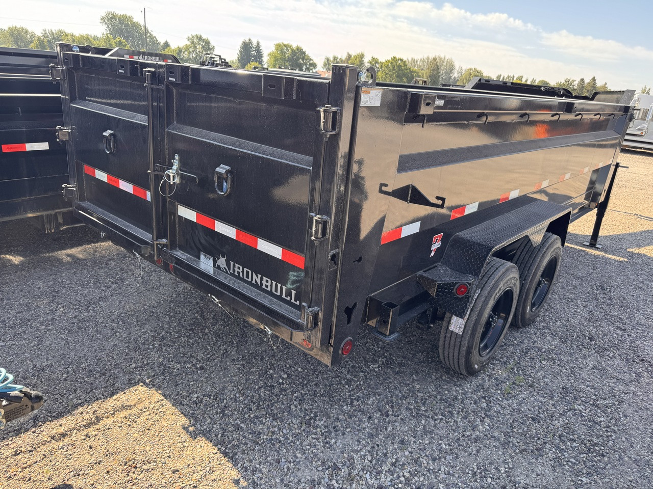 Iron Bull Trailers 2027 DTG 83"X16' Scissor Dump Trailer | Tandem Axle Axle 16K, 36" Sides, 7 Ga Floor, Aluminum Ramps, Tarp Kit, Spare Mount, 2 Way Spreader Gate