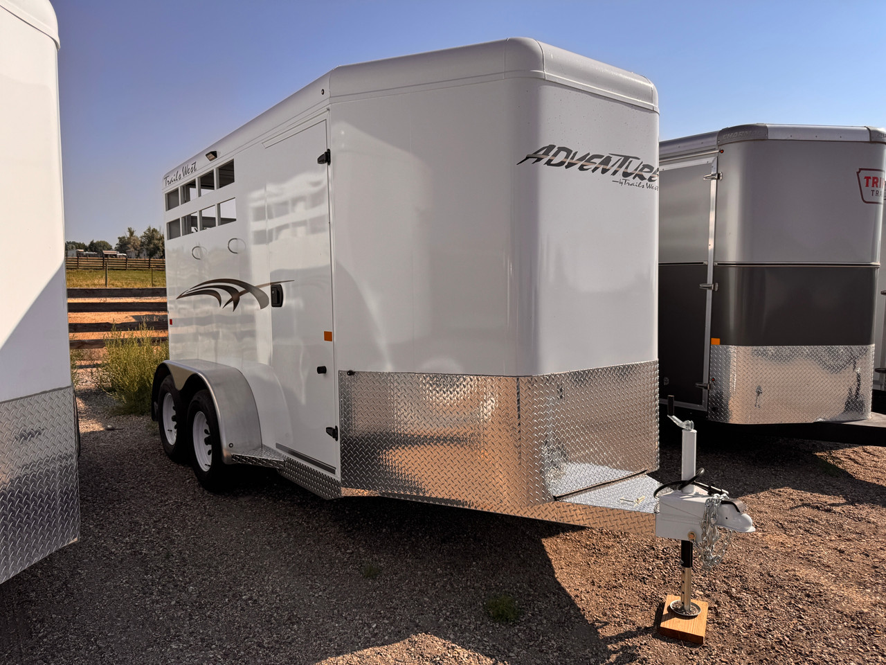 Trails West Trailers 2027 ADVENTURE II Horse Trailer | Tandem Axle Axle 8.045K, 2-Horse Highside, Tack Room, Convieince Package, Swing Out Saddle Rack, Rubber Floors