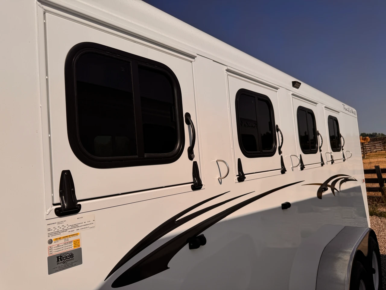 Trails West Trailers 2027 ADVENTURE II MX Horse Trailer | Tandem Axle Axle 9.98K, 4-Horse, Tack Room, Convieince Package, Rear Windows, Swing Out Saddle Rack, Rubber Floors