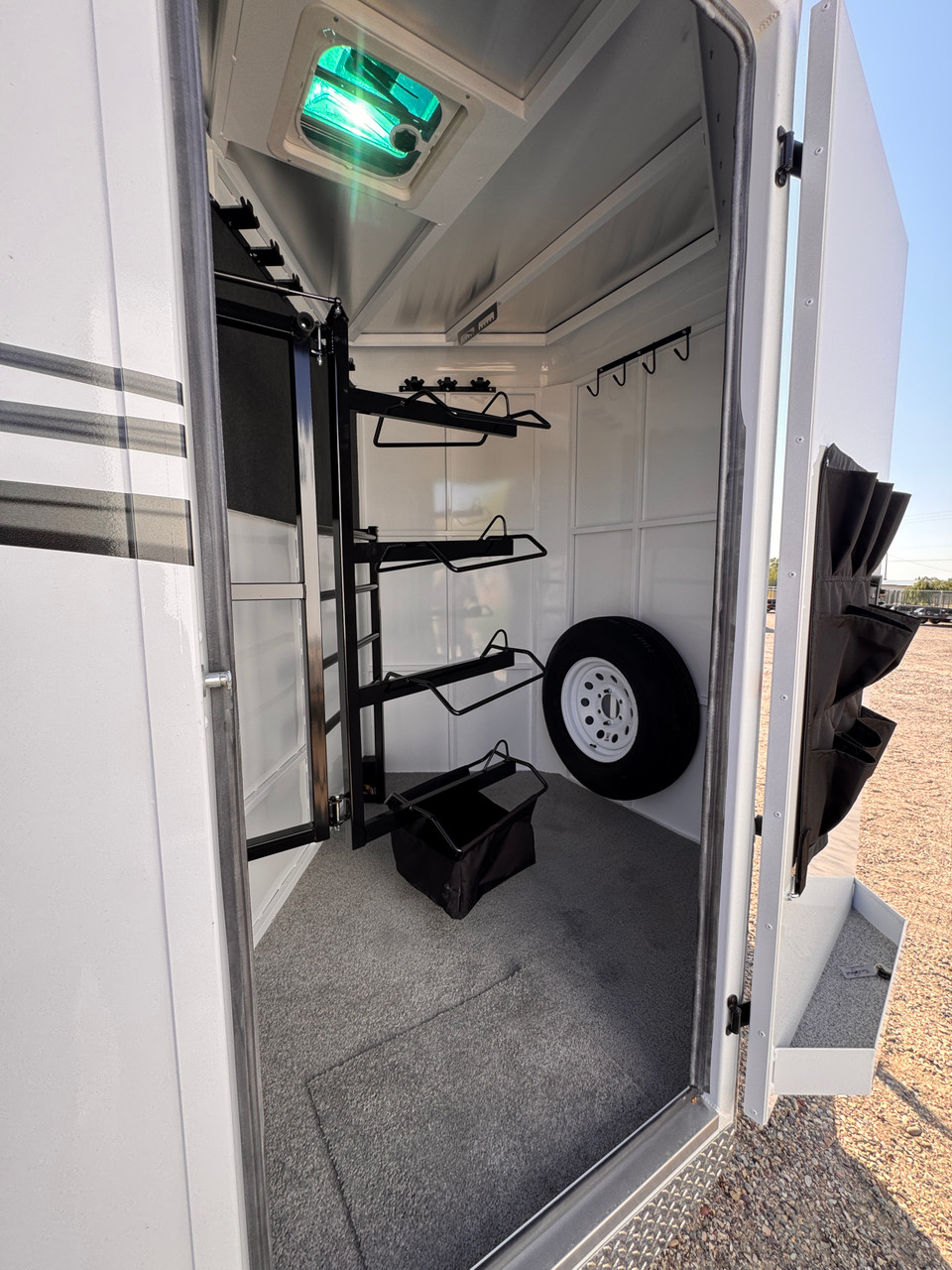 Trails West Trailers 2027 ADVENTURE II MX Horse Trailer | Tandem Axle Axle 9.98K, 4-Horse, Tack Room, Convieince Package, Rear Windows, Swing Out Saddle Rack, Rubber Floors