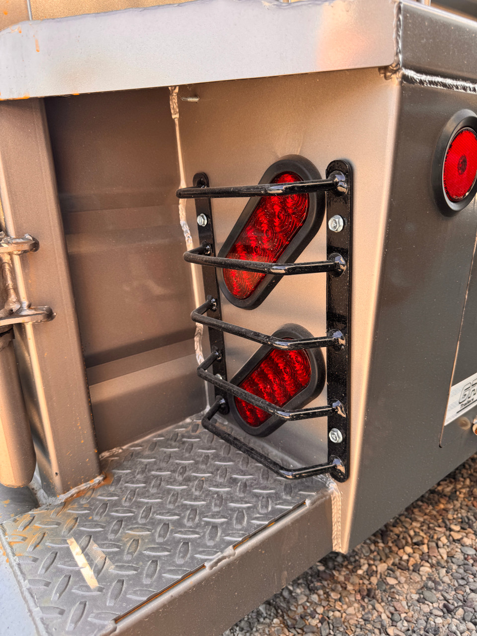 GR Trailers 2026 80"X20' Stock Trailers | Tandem Axle Axle 14K, Rubber Floor, Side Escape Door, Single Divider Gate, Swing Slide Combo Gate
