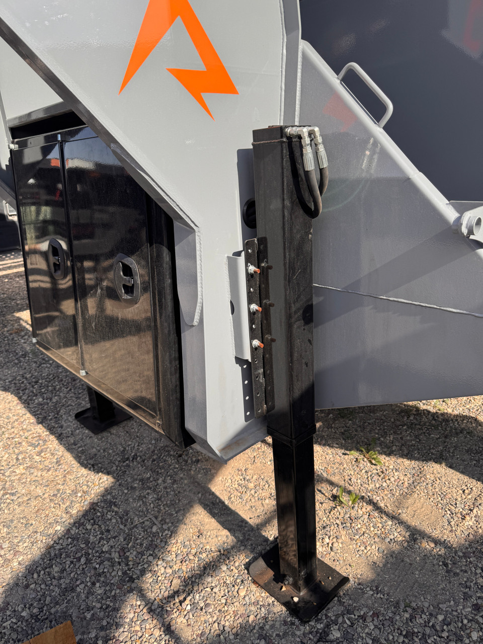 Raw Maxx Trailers 2026 HDX 102"X20' Dump Trailer | Tandem Axle Axle 20K, Dual Tires, Dual Hydraulic Jacks, 44" Sides, Spare Tire, 2 Way Spreader Gate, Tarp Kit, Solar, Dual Storage Cabnets, Ramps
