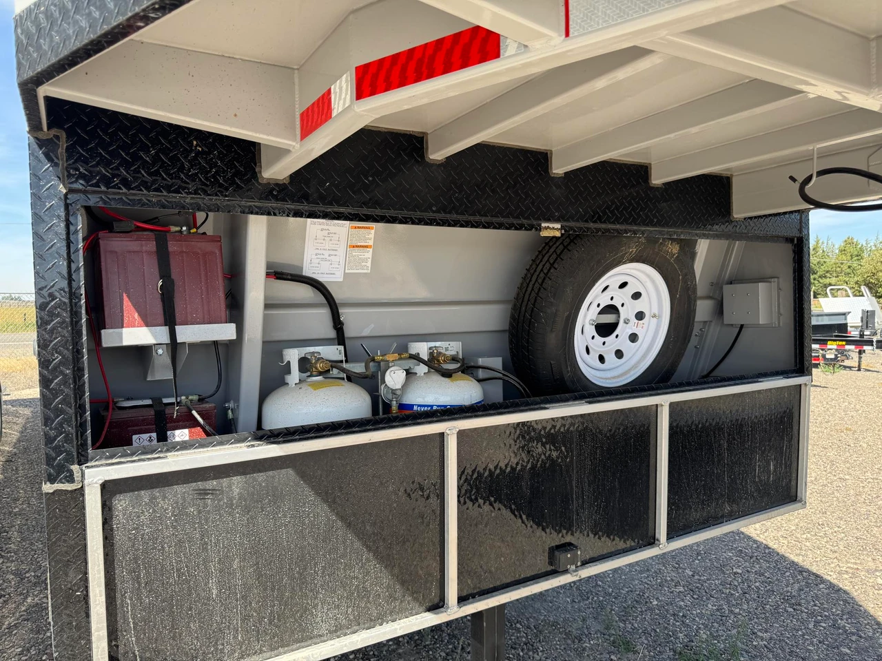 Trails West Trailers 2025 RPM 28' Sport Cargo