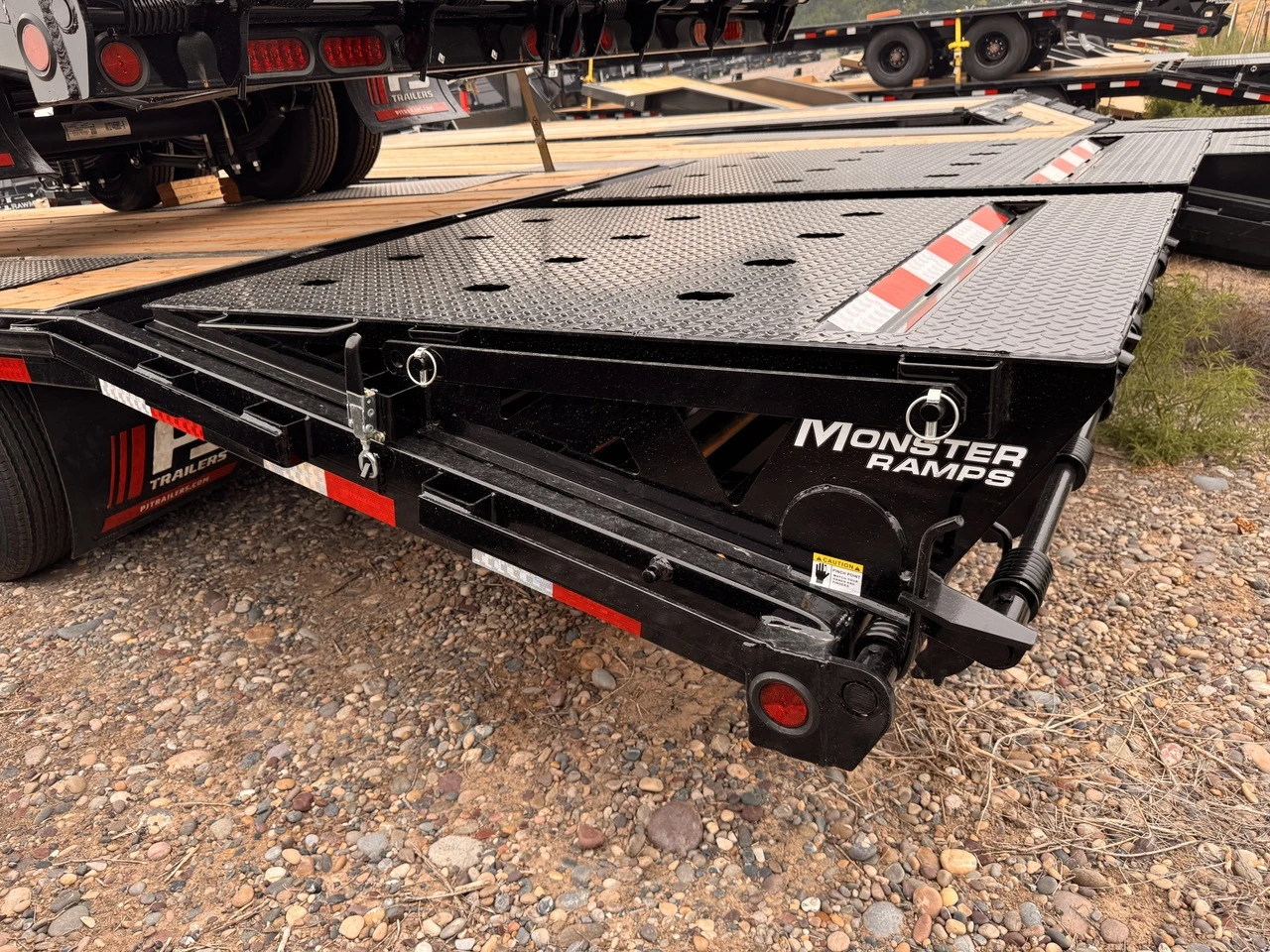 P.J. Trailers 2027 LD 32' Deckover Flatbed Trailer | Tandem Axle, DUAL, MONSTER RAMPS, WINCH PLATE, 25K