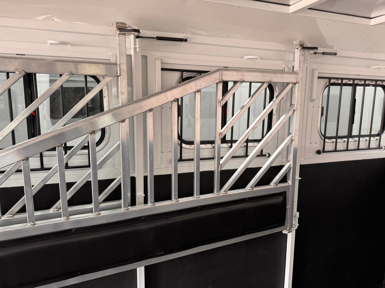 Trails West Trailers 2027 Classic Horse Trailer