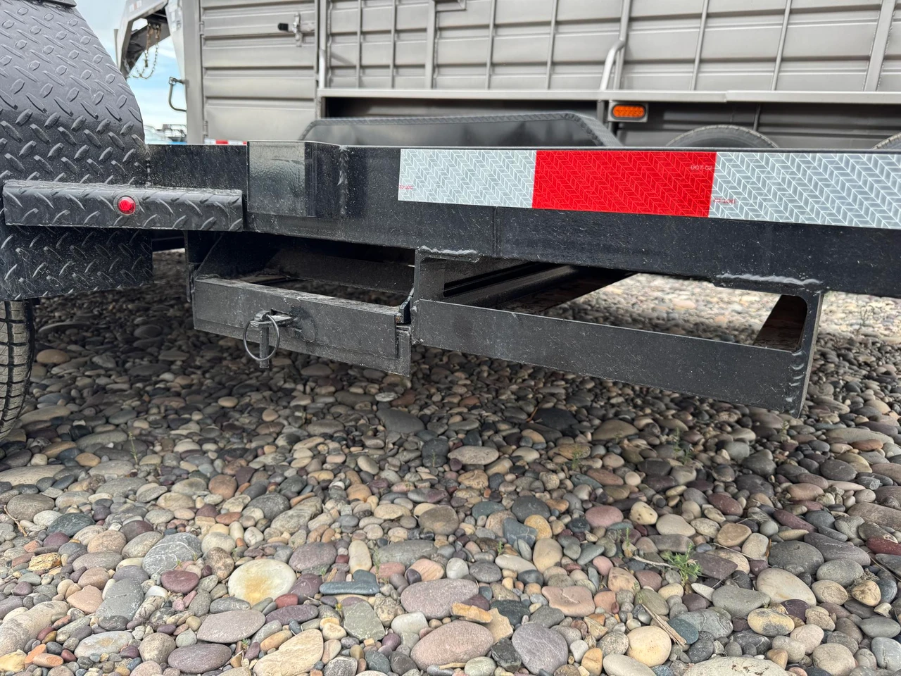 Dutton Trailers 2026 Value 72"X18' Car Hauler Trailer | Tandem Axle 7K, Wood Deck, Diamond Plate Fenders, Slide In Ramps, D-Ring Tie Downs, Straight Deck