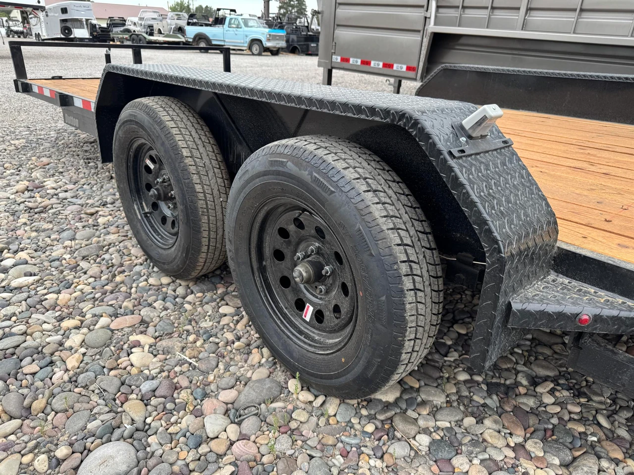 Dutton Trailers 2026 Value 72"X18' Car Hauler Trailer | Tandem Axle 7K, Wood Deck, Diamond Plate Fenders, Slide In Ramps, D-Ring Tie Downs, Straight Deck