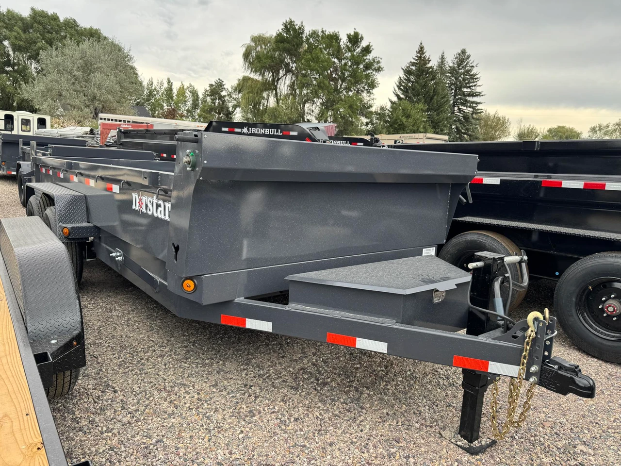 Norstar Trailers 2027 DCB 83"X16' Scissor Dump Trailer | Tandem Axle, 83X16 DCB DUMP, 20" SIDES, RAMPS, SCISSOR, TARP, 14K