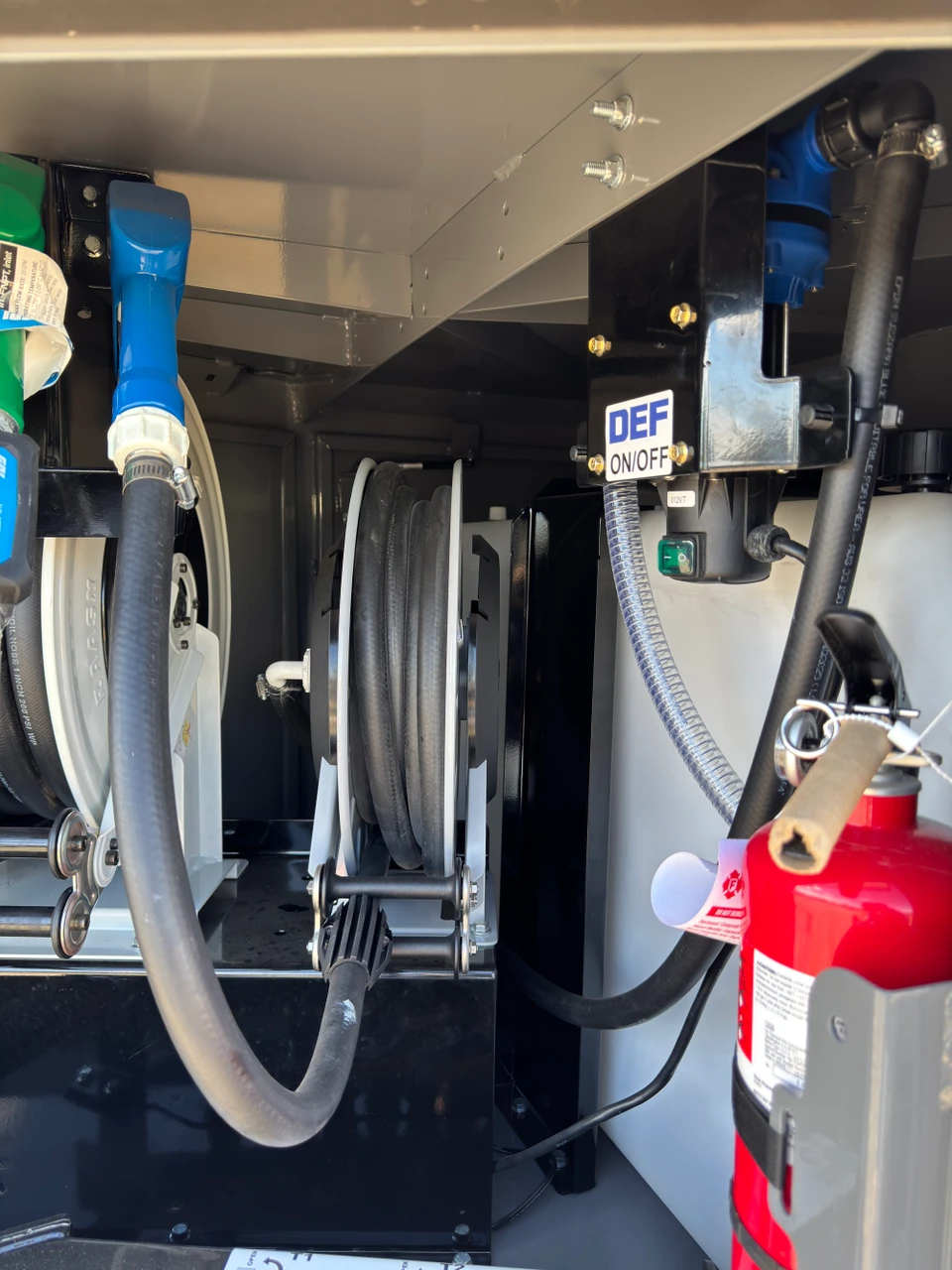 Boss Trailers 2027 880 Gallon Refueling Trailer | Tandem Axle 14K, Multi-Tank, 30 GPM Gas Pump,  90 Gallon DEF With Reel, Large Front Enclosure, 35' Hose Reel, Rear Enclosure, Load Tower, DOT Legal