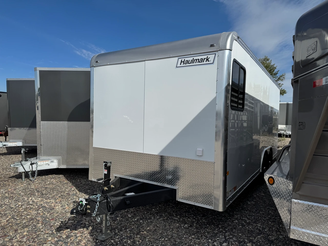 Haulmark Trailers 2027 Grizzly 102"X20' Contractor Office Trailer | Tandem Axle 9.99K, ramp
