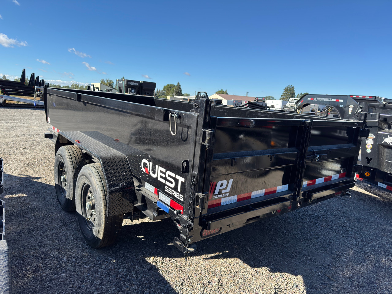P.J. Trailers 2027 D7 83"X14' Scissor Dump Trailer | Tandem Axle 14K, 6" Channel, 24" Sides, Spreader Gate, Scissor Lift, Tarp Kit, Slide In Ramps