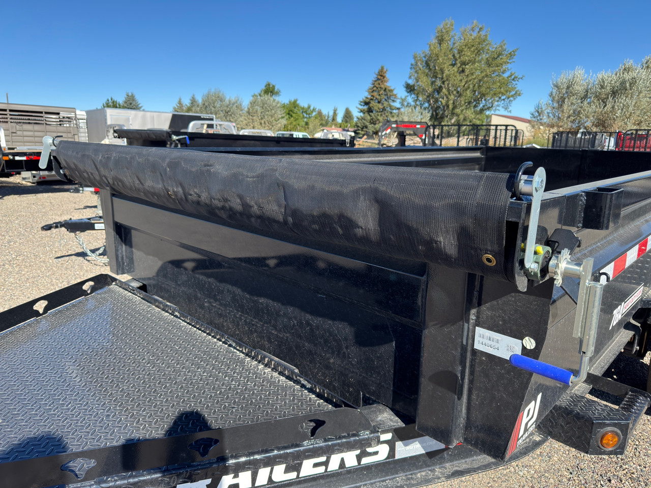 P.J. Trailers 2027 DL 83"X14' Low Profile Scissor Dump Trailer | Tandem Axle 14K, LOW PRO, 24" SIDES, 6" CYLINDER UPGRADE, HYD JACK, STRAIGHT AXLES