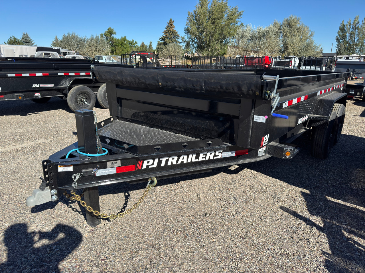 P.J. Trailers 2027 DL 83"X16' Low Profile Scissor Dump Trailer | Tandem Axle 14K, LOW PRO, 24" SIDES, 6" CYLINDER UPGRADE, HYD JACK, STRAIGHT AXLES
