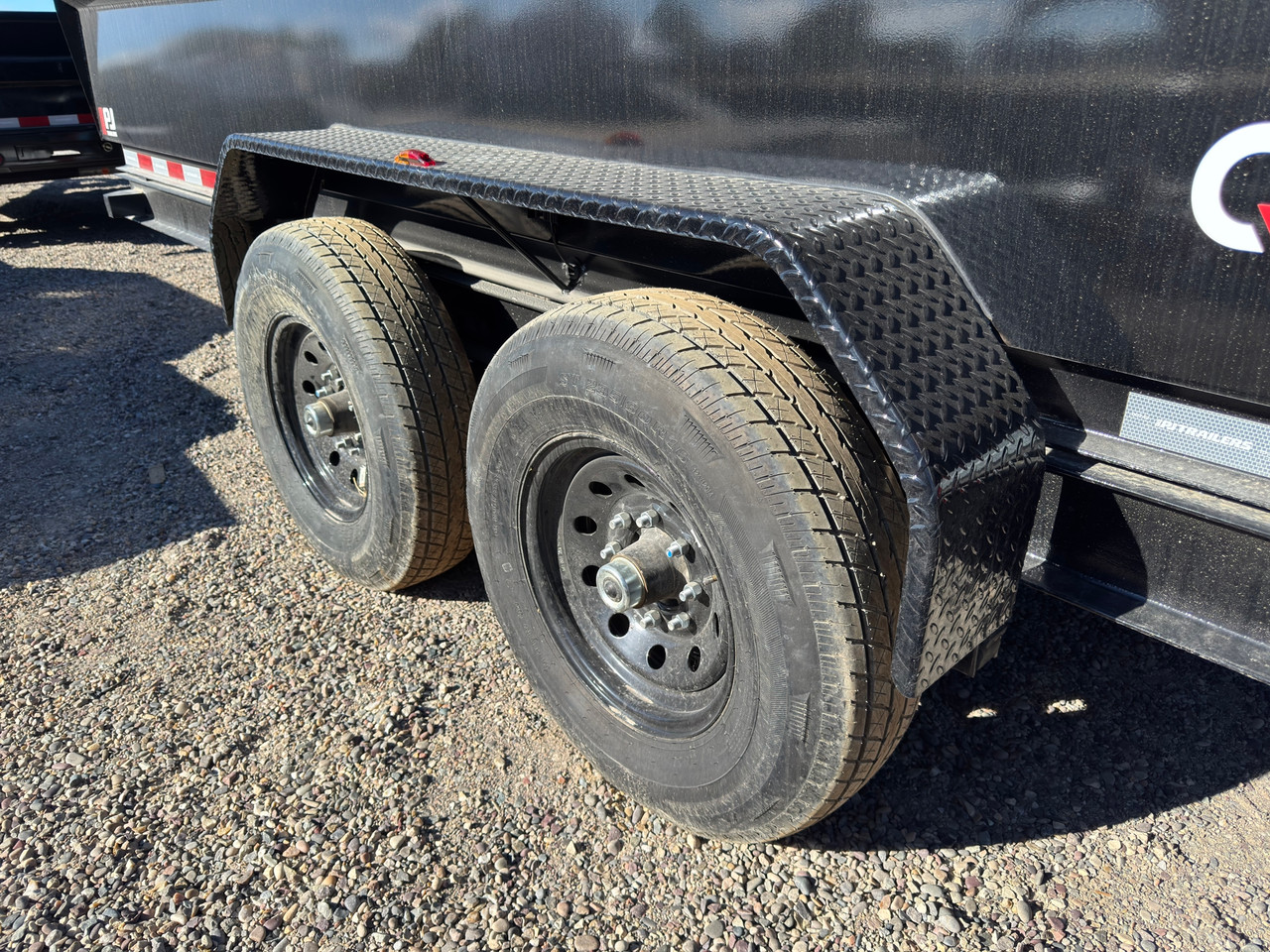 P.J. Trailers 2027 D7 83"X14' Scissor Dump Trailer | Tandem Axle 14K, 6" Channel, 48" Sides, Spreader Gate, Scissor Lift, Tarp Kit, Slide In Ramps