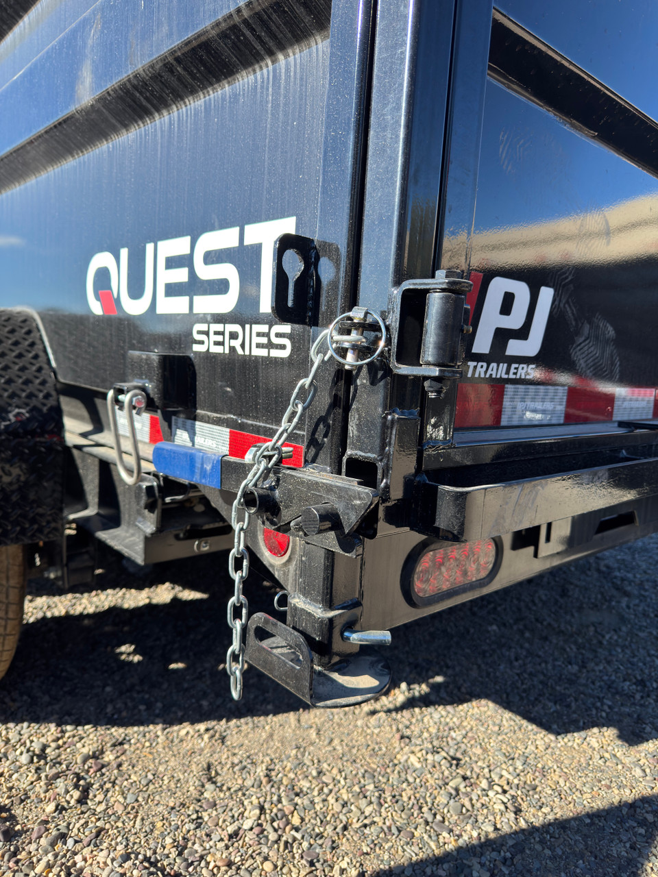 P.J. Trailers 2027 D7 83"X14' Scissor Dump Trailer | Tandem Axle 14K, 6" Channel, 48" Sides, Spreader Gate, Scissor Lift, Tarp Kit, Slide In Ramps