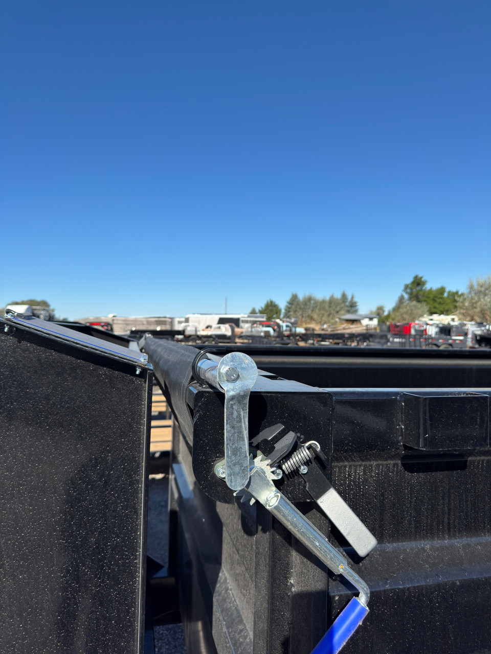 P.J. Trailers 2027 DE 83"X16' Low Profile Dump Trailer | Tandem Axle 20K, 48" SIDES , Scissor Lift, Hydraulic Jacks, 7ga Floor, Tarp Kit, Slide In Ramps, Torsion Axles