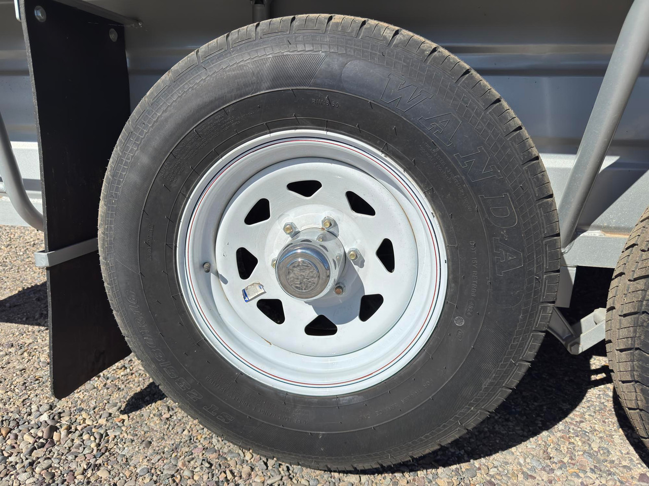 GR Trailers 2025 72"X16' Stock Trailer | Tandem Axle 10K, BRUSH FENDERS, RUBBER MATS, 10K