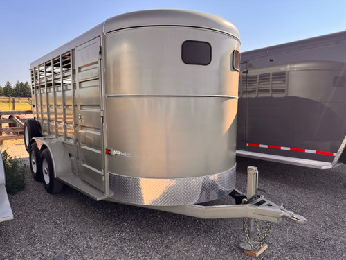 GR Trailers 2024 72"X16' Horse Trailer | Tandem Axle Axle 10.4K, 3-Horse Highside, Slant Nose, Walk-In Tack
