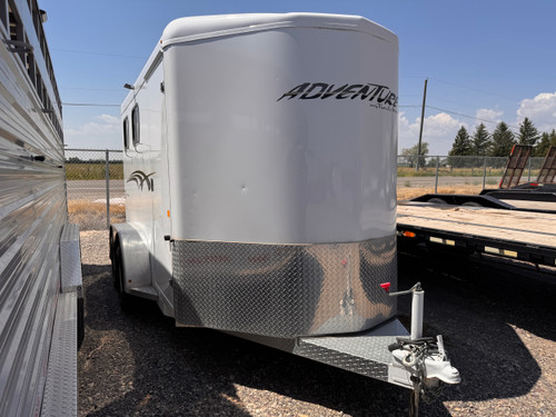 Trails West Trailers 2019 Horse Trailer | Tandem Axle Axle 8.045K, 2-Horse, Drop Feed Windows, Rubber Floors, Rear Barn Doors