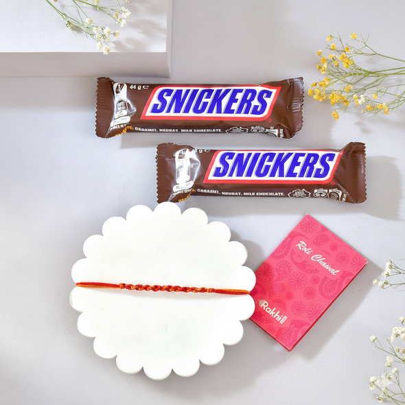 Bhai Dooj Thread with Snickers Chocolates Bhai Dooj Thread with Snickers Chocolates