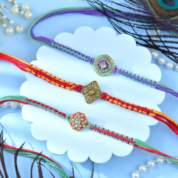 Designer Rakhi Set with Besan Laddoo & Snickers